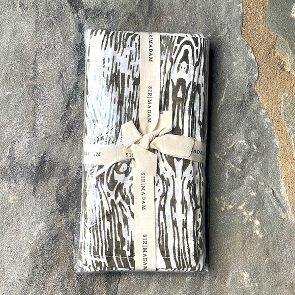 Sir/Madam Linen Napkins, Set of 4 - Picture 3 of 3